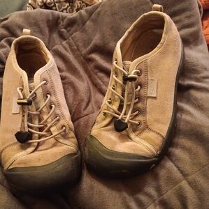 KEEN Tan Suede Casual Shoes